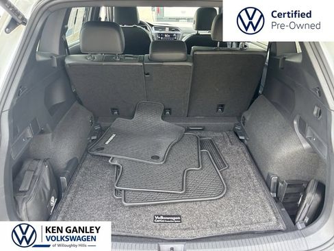 Used 2024 Volkswagen Tiguan SE R-Line AWD/4WD image 28