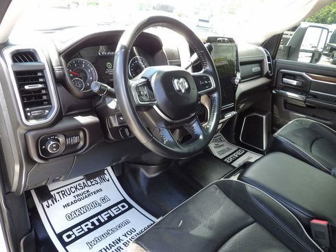 Used 2023 RAM 2500 Laramie AWD/4WD image 15