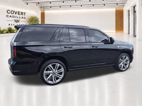 Certified 2026 Cadillac Escalade Platinum Sport w/ LPO, Floor Liner Package AWD/4WD image 15