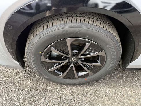 New 2026 Lexus RZ 450e Premium image 7