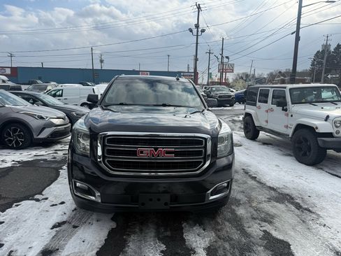 Used 2020 GMC Yukon SLE image 3