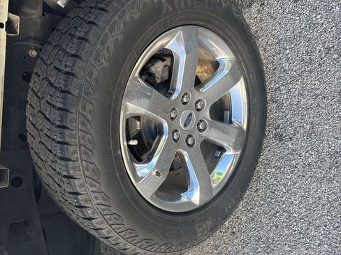 Used 2021 Ford F150 Lariat w/ Equipment Group 502A High image 8