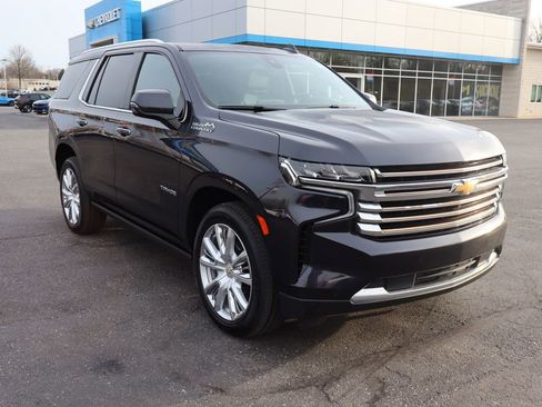 Used 2022 Chevrolet Tahoe High Country image 2