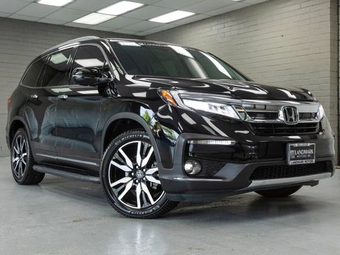 Used 2019 Honda Pilot Touring image 1