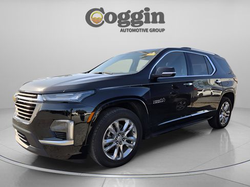 Used 2023 Chevrolet Traverse High Country w/ LPO, 'HIT The Road' Package image 3