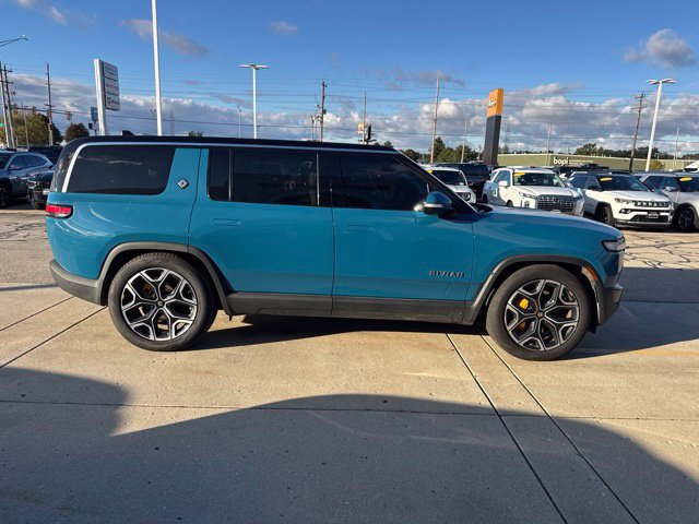 Used 2023 Rivian R1S Adventure Quad AWD/4WD image 2
