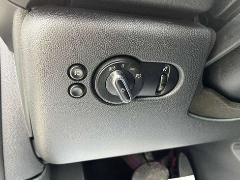 Used 2016 MINI Cooper S image 23