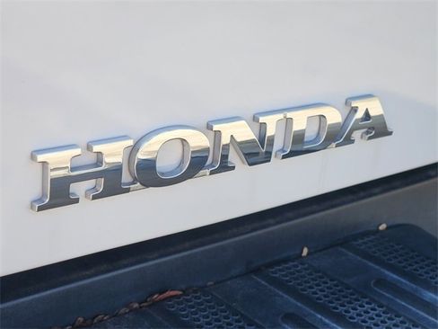 Certified 2025 Honda Ridgeline RTL image 7