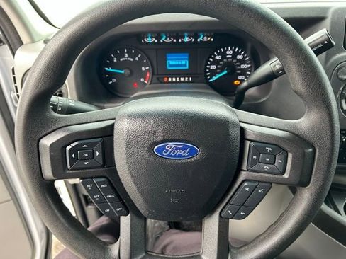 Used 2022 Ford E-450 and Econoline 450 Super Duty w/ Power Windows & Locks Group image 16