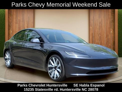 Used 2025 Tesla Model 3 Long Range RWD image 1