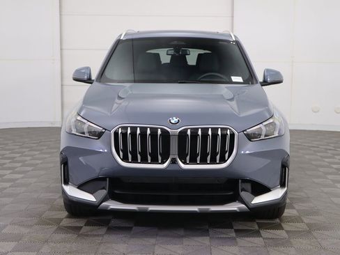 Used 2025 BMW X1 xDrive28i w/ Technology Package image 3
