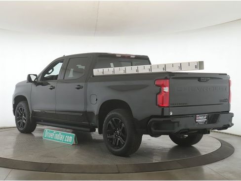 Used 2026 Chevrolet Silverado 1500 High Country w/ Midnight Edition AWD/4WD image 8