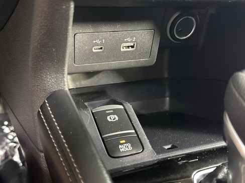 Used 2024 Nissan Kicks SV FWD image 44