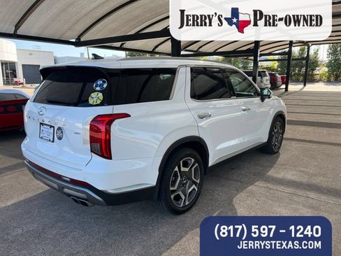 Used 2023 Hyundai Palisade SEL w/ Premium Package AWD/4WD image 4