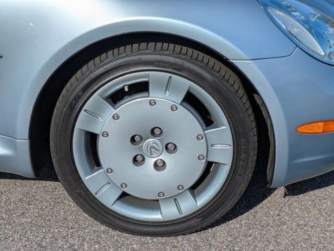 Used 2004 Lexus SC 430 Convertible image 12