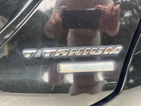 Used 2016 Ford Fusion Titanium FWD image 7