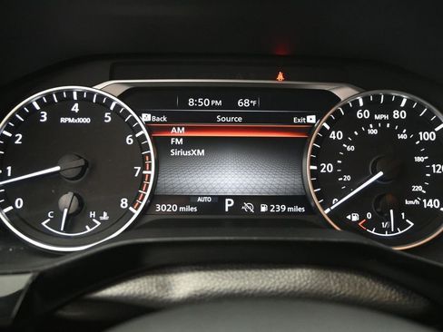 Used 2025 Nissan Pathfinder SV AWD/4WD image 23