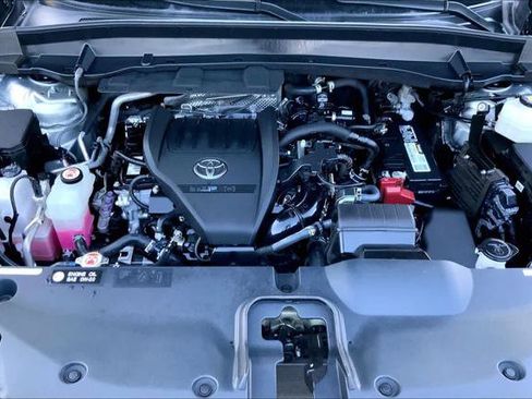 Certified 2024 Toyota Grand Highlander XLE image 31