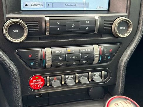 Used 2016 Ford Mustang Shelby GT350 w/ Technology Package image 20