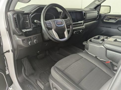 Used 2024 GMC Sierra 1500 Elevation w/ LPO, Elevation Black Package AWD/4WD image 17
