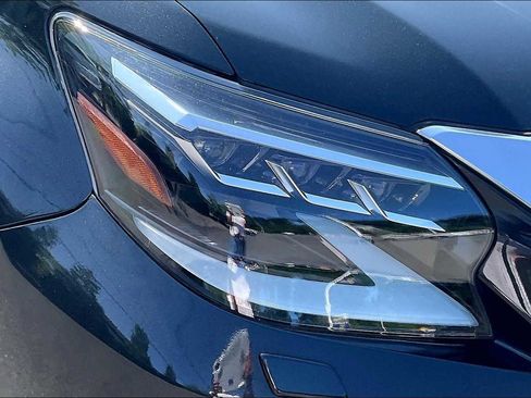 Used 2023 Lexus GX 460 Premium image 33