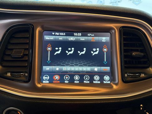 Used 2021 Dodge Challenger SXT w/ Blacktop Package image 32