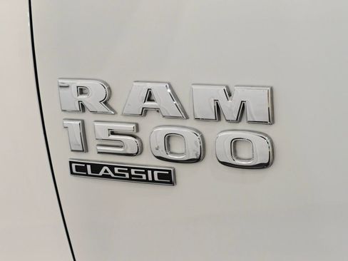 Used 2019 RAM 1500 ST w/ SXT Plus Group AWD/4WD image 42