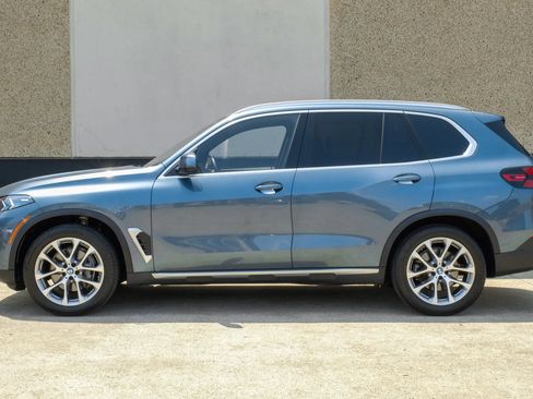 Used 2024 BMW X5 sDrive40i w/ Premium Package RWD image 11