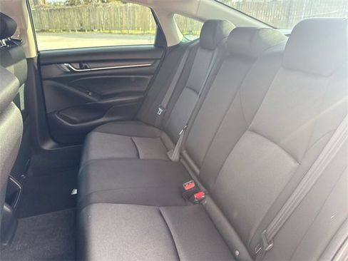 Used 2022 Honda Accord LX image 28