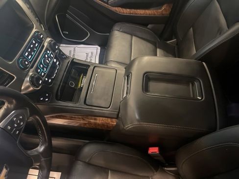 Used 2015 Chevrolet Suburban LTZ image 14