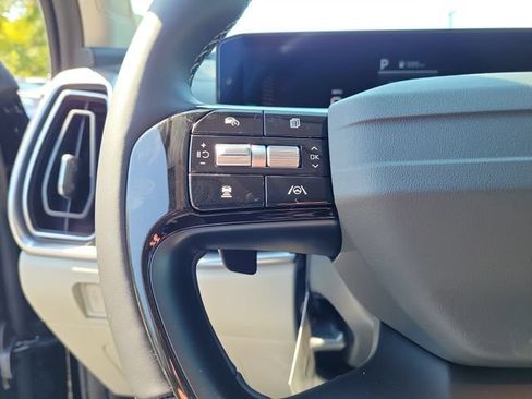New 2026 Kia Sorento EX FWD image 24