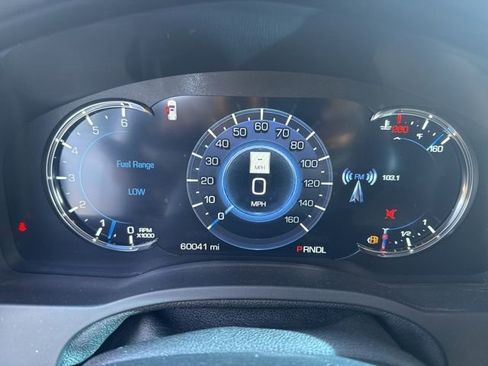 Used 2017 Cadillac Escalade ESV Premium Luxury image 7