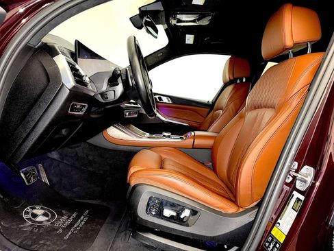 Used 2023 BMW X7 xDrive40i w/ Executive Package image 9