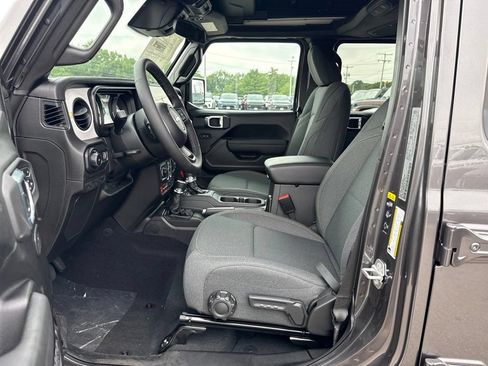 New 2026 Jeep Wrangler Unlimited Sport AWD/4WD image 16