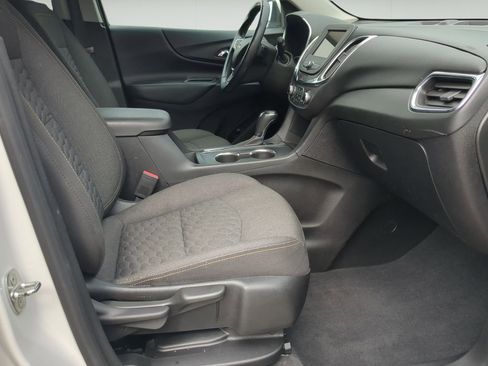 Used 2019 Chevrolet Equinox LT FWD image 21
