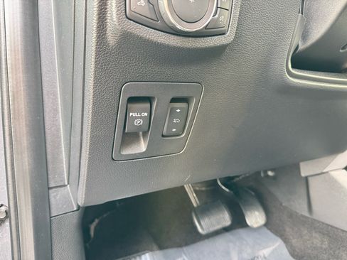 Used 2018 Ford F150 XLT w/ Equipment Group 302A Luxury image 18