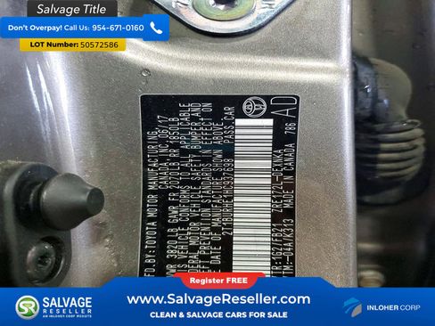 Used 2017 Toyota Corolla LE w/ LE Premium Package w/Moonroof image 16