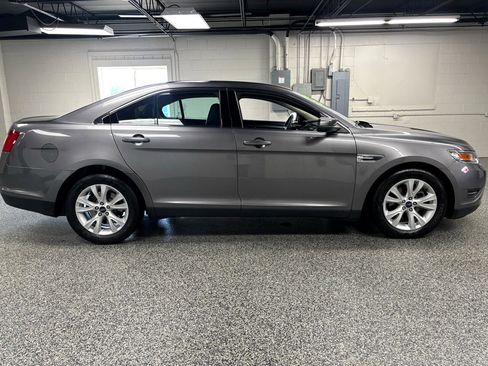 Used 2012 Ford Taurus SEL image 3