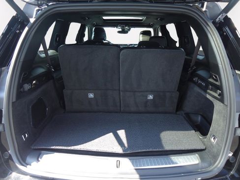 Used 2021 Jeep Grand Cherokee L Summit w/ Luxury Tech Group V image 37