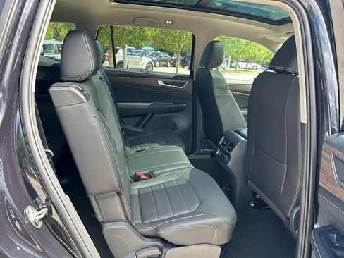 New 2026 Volkswagen Atlas SEL image 42