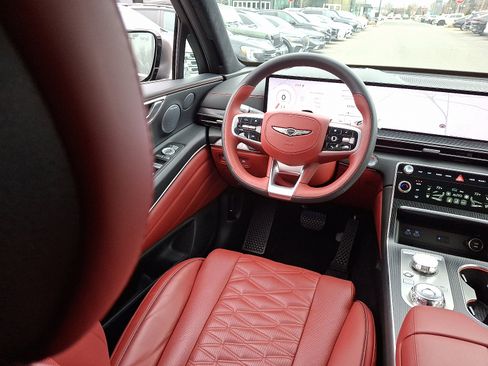 Certified 2025 Genesis GV80 3.5T image 14