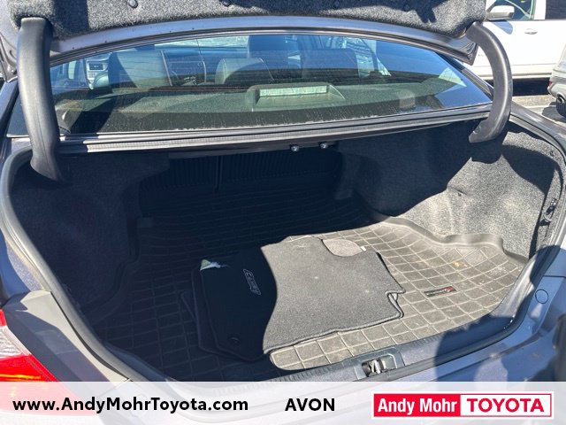 Used 2015 Toyota Camry SE FWD image 11