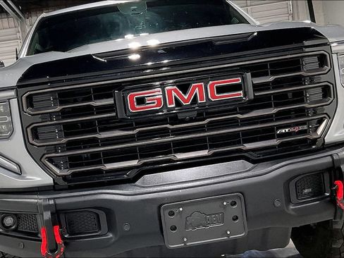 Used 2024 GMC Sierra 1500 AT4X w/ AT4X AEV Edition AWD/4WD image 35