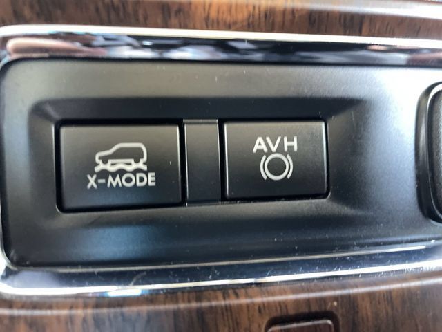 Used 2022 Subaru Ascent Touring AWD/4WD image 18