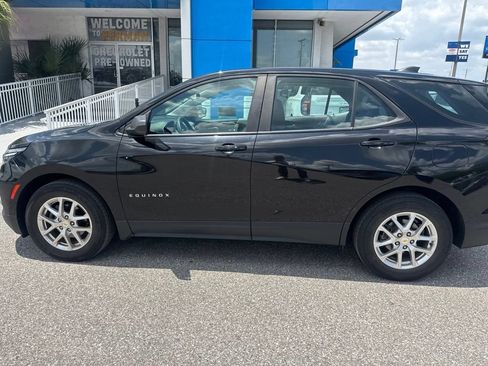 Used 2022 Chevrolet Equinox LS FWD image 7