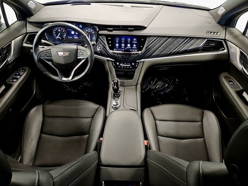 Used 2024 Cadillac XT6 Premium Luxury w/ Technology Package AWD/4WD image 14