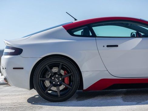 Used 2006 Aston Martin V8 Vantage Coupe image 30