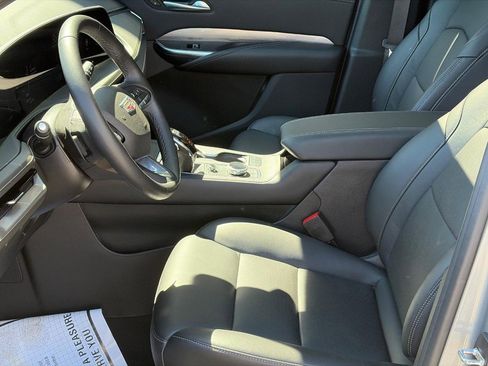 Used 2024 Cadillac XT4 Premium Luxury AWD/4WD image 16
