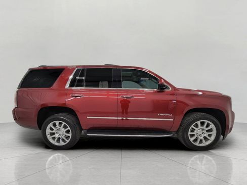 Used 2017 GMC Yukon Denali w/ Open Road Package image 13
