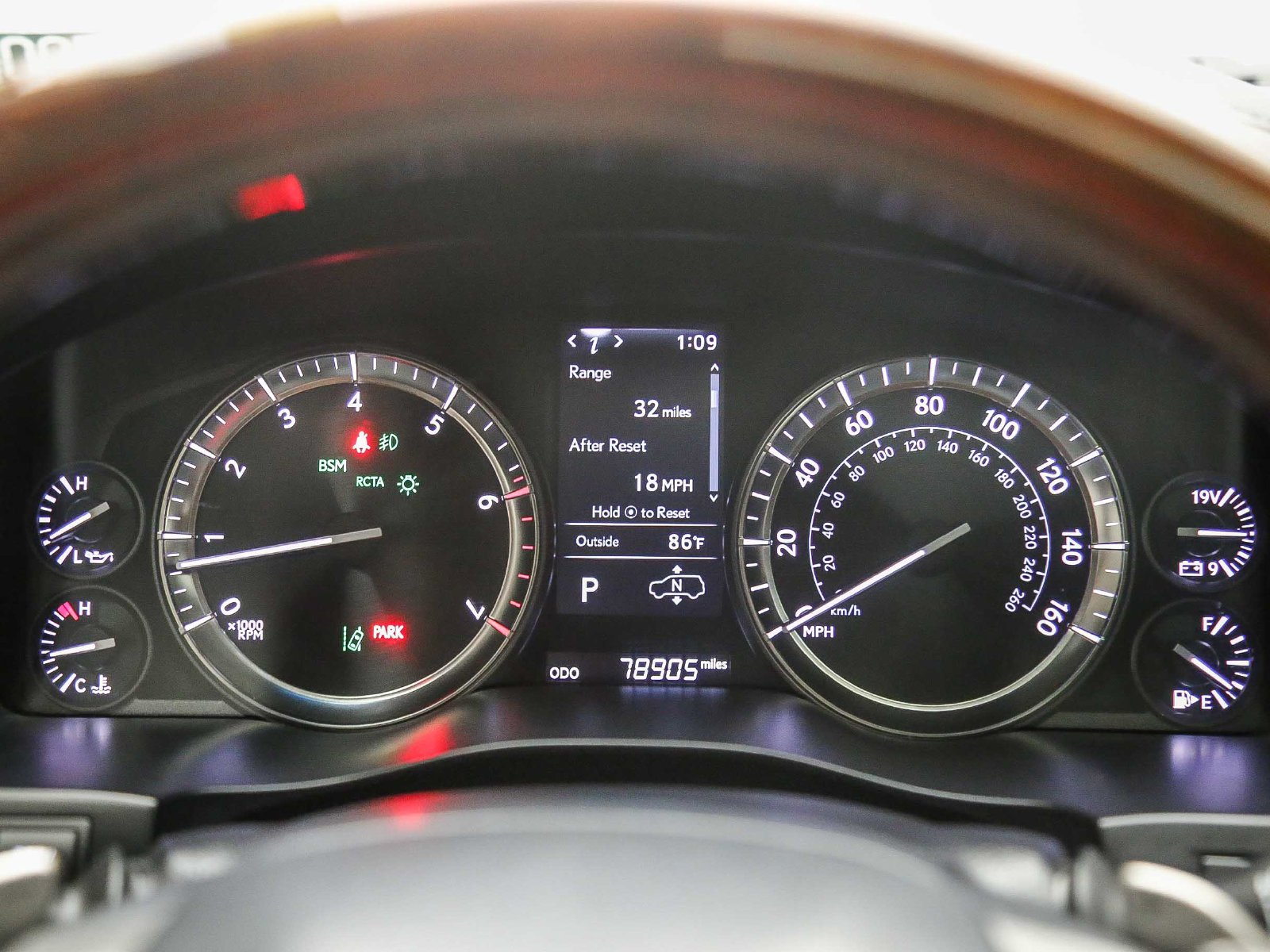Used 2019 Lexus LX 570 4WD image 25